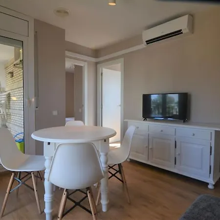 Ideal Con Ninos Palfuriana 86 شقة